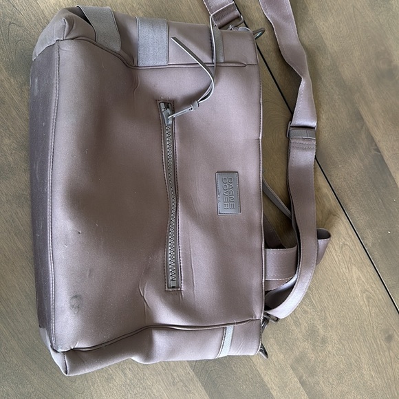 Dagne Dover large Wade neoprene diaper tote in dune - Picture 2 of 6